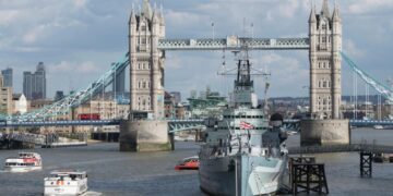 Посол России прокомментировал планы Британии по отслеживанию подлодок