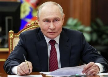 Путин в Туркмении передвигается на Aurus Senat