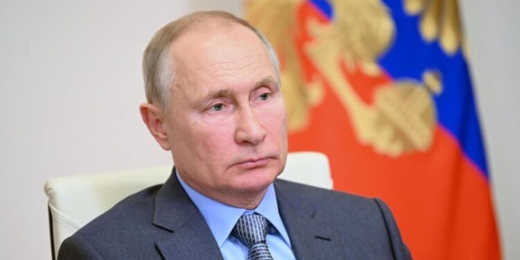 Путин заявил, что мир будет следить за визитом делегации России в Индию