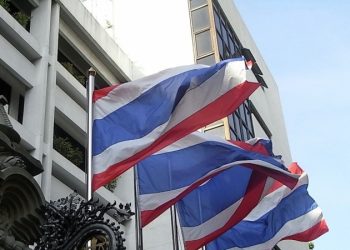 СМИ: МИД Таиланда заявил, что хочет мирного решения конфликта с Камбоджей