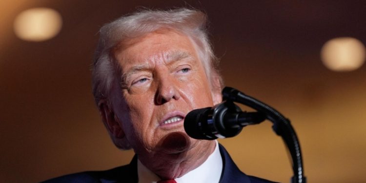 СМИ: Трамп хочет убедить Россию принять гарантии по аналогии с уставом НАТО