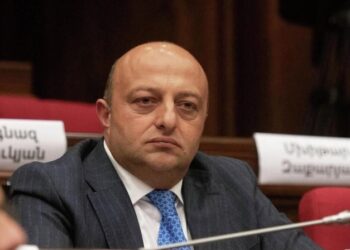 Соратника армянского архиепископа Баграта перевели под домашний арест