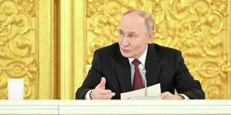 Совместные политические заявления ОДКБ дают сигнал миру, заявил Путин