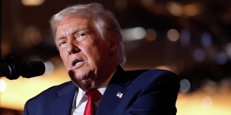 Трамп заявил, что США никак не вовлечены в конфликт на Украине