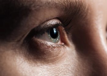 Ученые нашли способ перезапустить зрение у взрослых с синдромом «ленивого глаза»