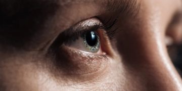 Ученые нашли способ перезапустить зрение у взрослых с синдромом «ленивого глаза»