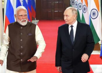 В Британии пришли в ужас, сравнив визиты Путина и Стармера в Индию