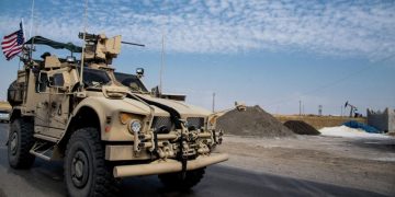 В Сирии при нападении на военных США пострадали трое сирийцев, пишут СМИ