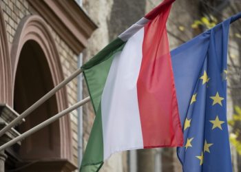 Венгрия в ЕС выступила против заморозки российских активов