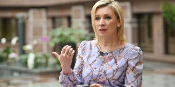 Захарову ужаснул скандал с беременностью украинских сирот